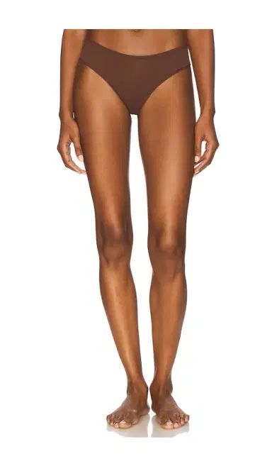 Skims Fits Everybody Thong | Thumbnail 1