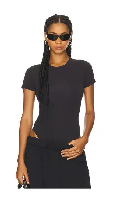 Skims Fits Everybody T-Shirt Bodysuit | Thumbnail 1 Skims Fits Everybody T-Shirt Bodysuit | Thumbnail 1