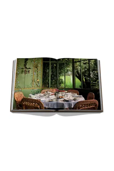 ASSOULINE Secret Stays, Pioneering Host Of The New Chic | Thumbnail 9 ASSOULINE Secret Stays, Pioneering Host Of The New Chic | Thumbnail 9