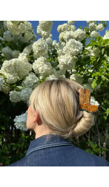Solar Eclipse Hand-painted Cowboy Boot Claw Hair Clip | Thumbnail 2