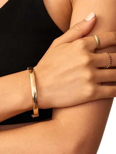 Oradina Women's 14K Yellow Gold The One Bold Bangle - Gold | Thumbnail 4