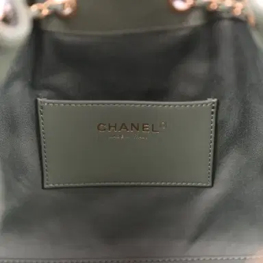 Chanel Chanel Small 25 Hobo Bag Khaki Caviar Antique Gold Hardware | Thumbnail 9