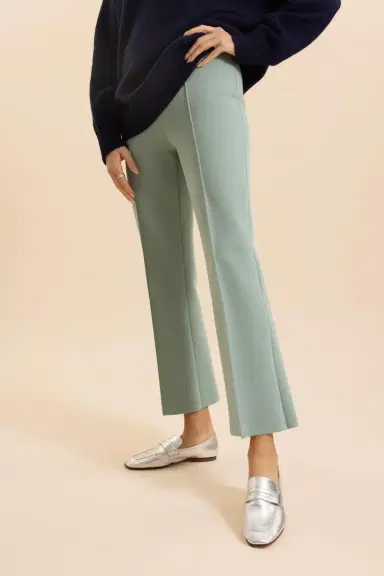 HIGH SPORT Geo Crop Kick Pant | Thumbnail 3