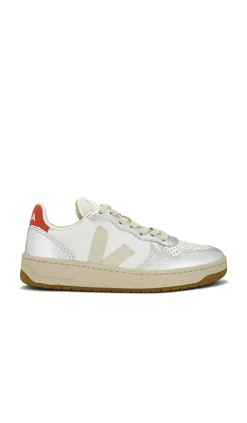 V-10 Sneaker