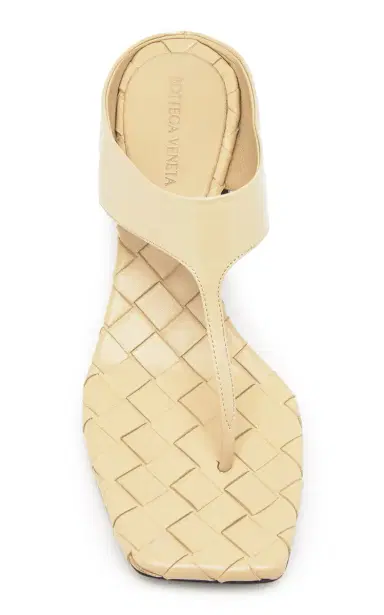 Bottega Veneta Leather Thong Sandals | Thumbnail 3