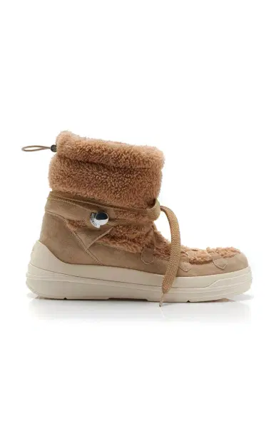Moncler Insolux Teddy Snow Boots | Thumbnail 1 Moncler Insolux Teddy Snow Boots | Thumbnail 1