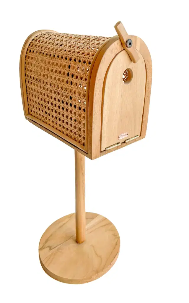 Poppie Mail Box 