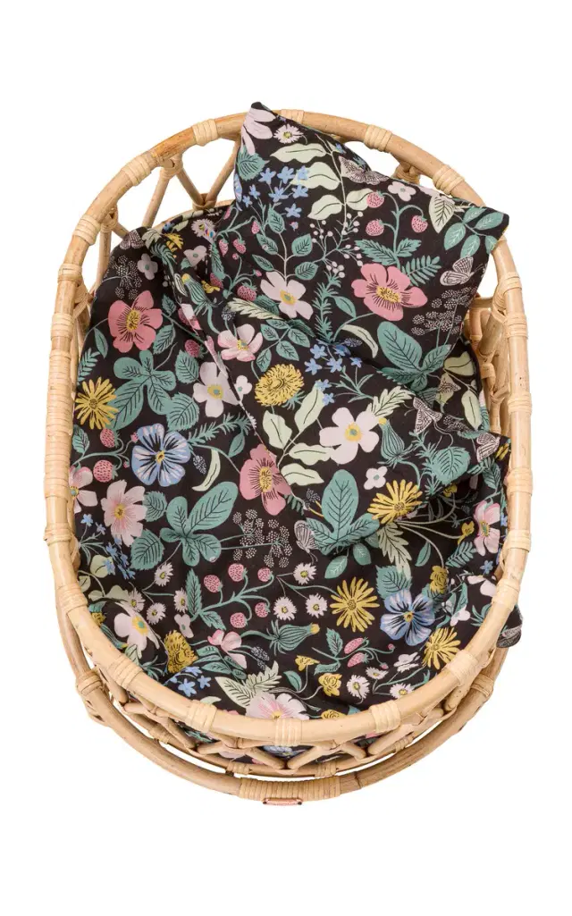 Kids Rattan Toy Crib