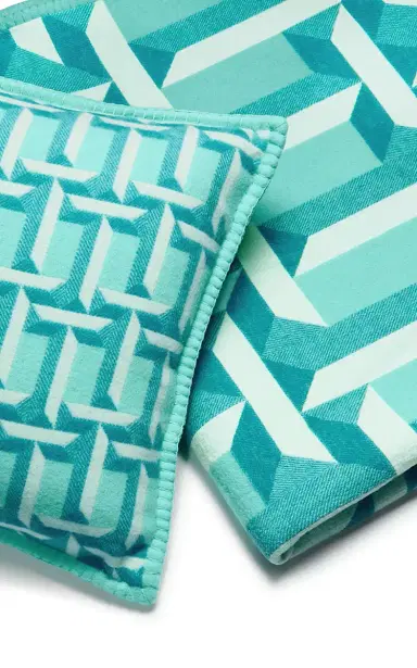 Tiffany & Co. T True Wool-Cashmere Blanket - Blue | Thumbnail 5