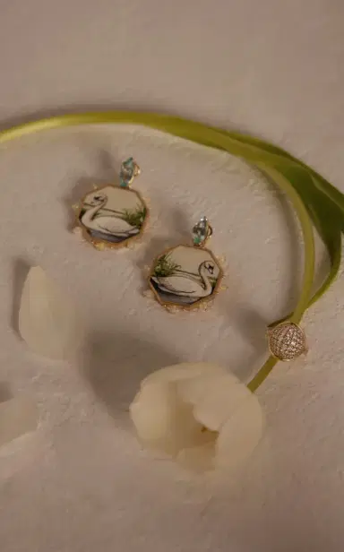 Silvia Furmanovich 18K Yellow Gold Swan Painting Earrings | Thumbnail 2