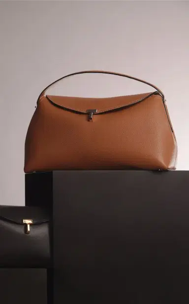 TOTEME T-Lock Leather Top Handle Bag | Thumbnail 2