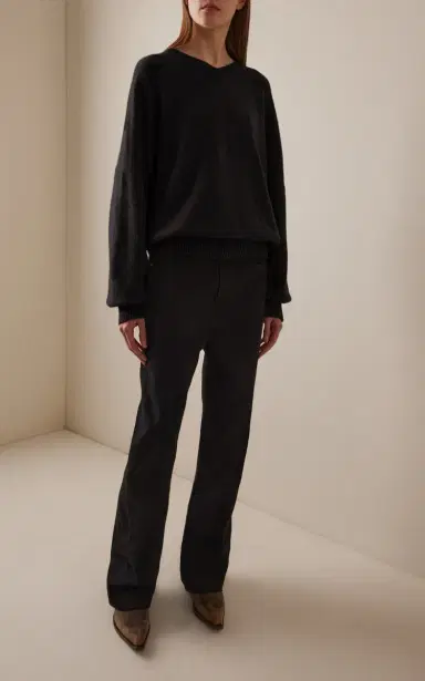 Khaite Wolfe Oversized Knit Cashmere Sweater | Thumbnail 3 Khaite Wolfe Oversized Knit Cashmere Sweater | Thumbnail 3