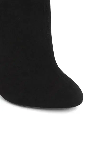 Alaïa Suede Over-The-Knee Boots | Thumbnail 4 Alaïa Suede Over-The-Knee Boots | Thumbnail 4