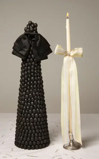 Gohar World Taper Candle With Lace Bow | Thumbnail 2