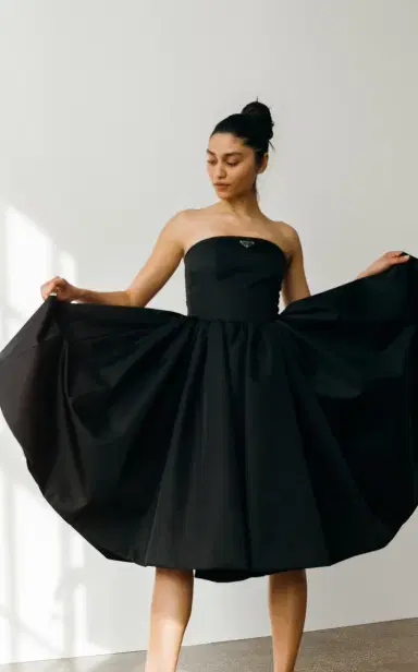 Prada Logo-Detailed Nylon Gabardine Strapless Midi Dress | Thumbnail 7 Prada Logo-Detailed Nylon Gabardine Strapless Midi Dress | Thumbnail 7