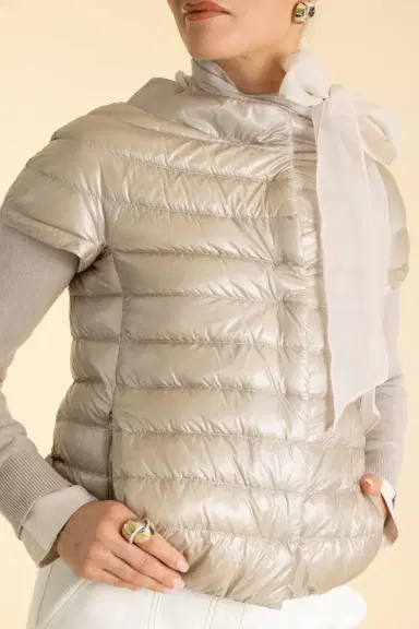 HERNO Iconico Emilia Cap Sleeve - Champagne | Thumbnail 3 HERNO Iconico Emilia Cap Sleeve - Champagne | Thumbnail 3