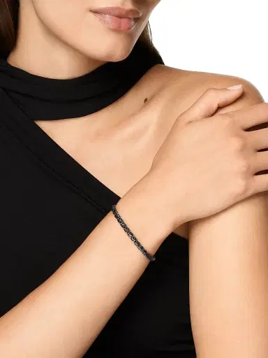 David Yurman Women's Sculpted Cable Flex Bracelet in 18K White Gold - Black Diamond | Thumbnail 2 David Yurman Women's Sculpted Cable Flex Bracelet in 18K White Gold - Black Diamond | Thumbnail 2