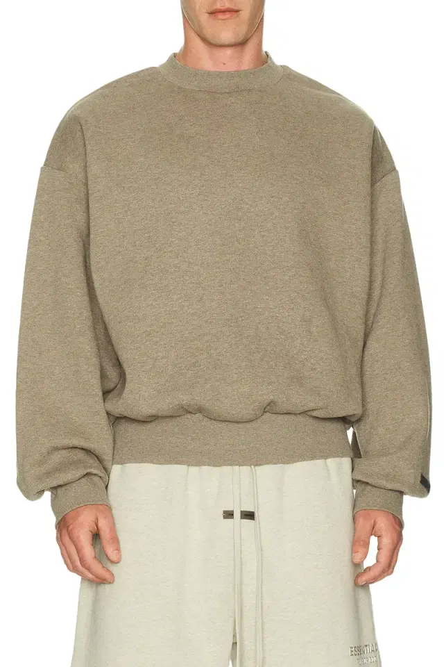 Classic Fit Fleece Crewneck
