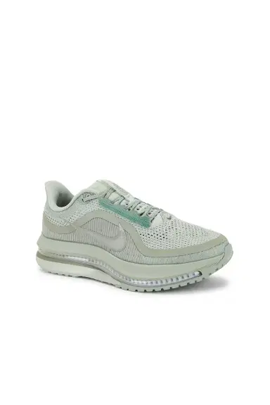 Nike Pegasus Premium Sneaker | Thumbnail 4