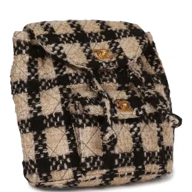 Chanel Vintage Chanel Duma Backpack Beige and Black Tweed Gold Hardware | Thumbnail 2 Chanel Vintage Chanel Duma Backpack Beige and Black Tweed Gold Hardware | Thumbnail 2