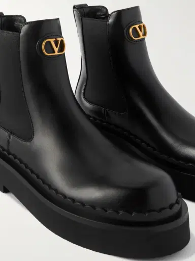 Valentino Garavani Beatle Vlogo 45 Leather Ankle Boots | Thumbnail 4 Valentino Garavani Beatle Vlogo 45 Leather Ankle Boots | Thumbnail 4