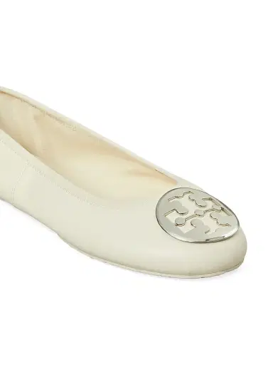 Tory Burch Women's Reva Travel Ballet Flats - Light Cream Silver - Size 9.5 | Thumbnail 4 Tory Burch Women's Reva Travel Ballet Flats - Light Cream Silver - Size 9.5 | Thumbnail 4