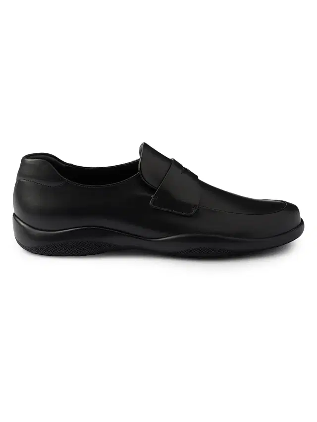 Prada Men's Toblach Leather Loafers - Black