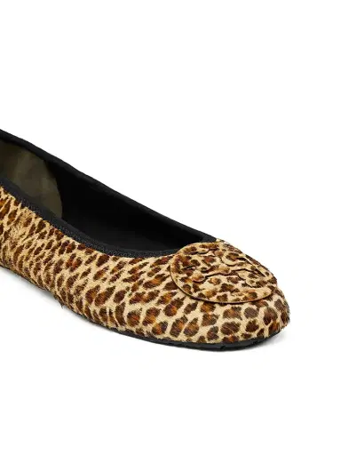 Tory Burch Women's Minnie Leopard-Print Travel Ballet Flats | Thumbnail 4 Tory Burch Women's Minnie Leopard-Print Travel Ballet Flats | Thumbnail 4