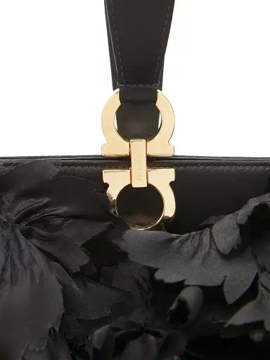 FERRAGAMO Women's Gancini Appliqué Leather Clutch - Nero | Thumbnail 6