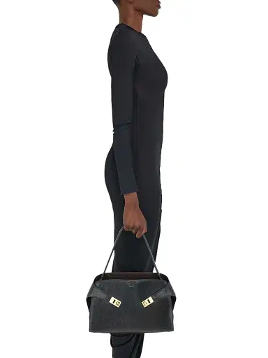 FERRAGAMO Women's Hug Leather Shoulder Bag - Nero | Thumbnail 2