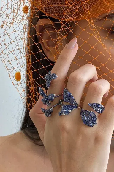 STEFERE Blue Sapphire Three Butterfly Ring | Thumbnail 2