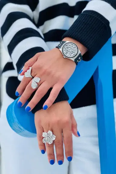 STEFERE White Diamond Flower Ring | Thumbnail 2