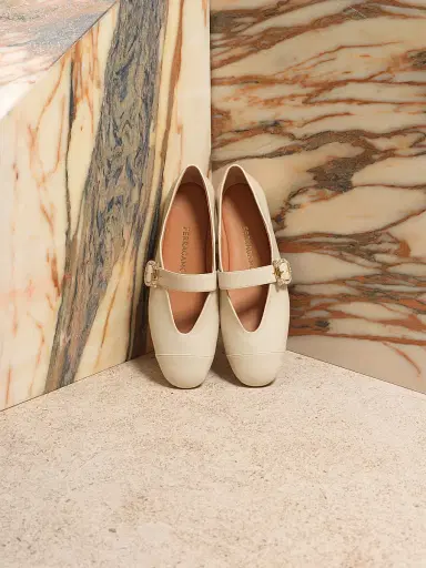 FERRAGAMO Women's Nena Leather Ballet Flats - Milky White | Thumbnail 4 FERRAGAMO Women's Nena Leather Ballet Flats - Milky White | Thumbnail 4