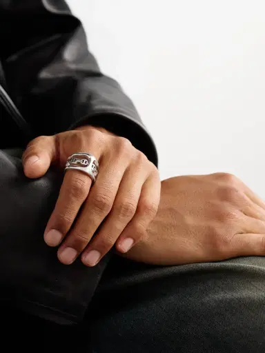 Hoorsenbuhs Phantom Clique Sterling Silver Ring - Men | Thumbnail 2 Hoorsenbuhs Phantom Clique Sterling Silver Ring - Men | Thumbnail 2
