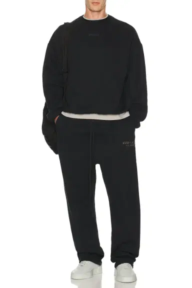 Fear of God ESSENTIALS Modern Fit Fleece Crewneck | Thumbnail 2