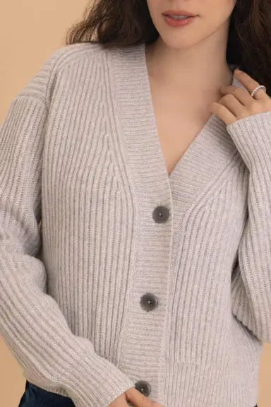 TWP Button Front Cropped Cardigan | Thumbnail 3