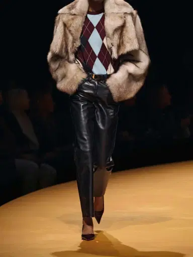 Khaite Stallone Cropped Shearling Jacket | Thumbnail 5 Khaite Stallone Cropped Shearling Jacket | Thumbnail 5