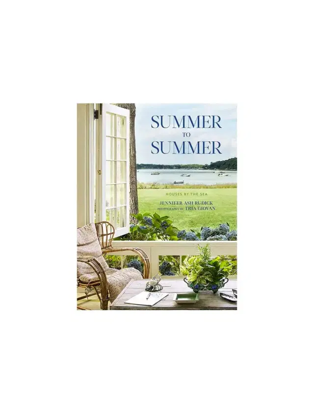 Ingram Books Summer to Summer: Houses by the Sea