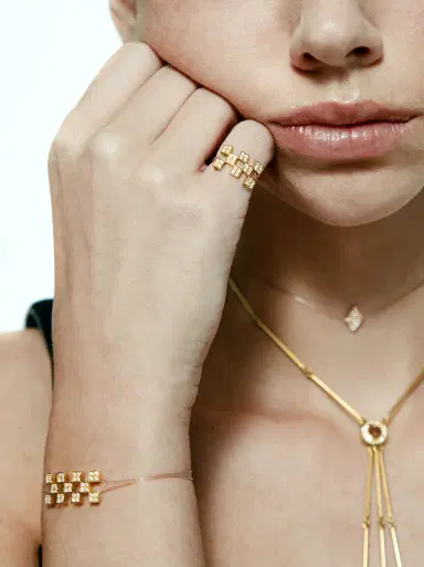 MYSTERYJOY Yellow Gold Nylon Illusion Ring | Thumbnail 3