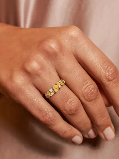 Luisa Rosas Yellow Gold Skin Ring #S | Thumbnail 3 Luisa Rosas Yellow Gold Skin Ring #S | Thumbnail 3