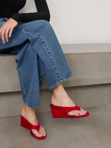 Alaïa Tong 75 Velvet Wedge Sandals | Thumbnail 2