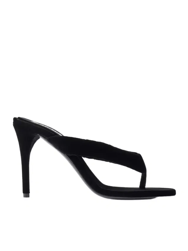 90 Velvet Mules