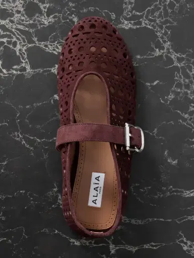 Alaïa Laser-cut Suede Ballet Flats | Thumbnail 5