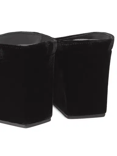 ALAIA Women's 75MM Velvet Wedge Sandals - Noir | Thumbnail 6