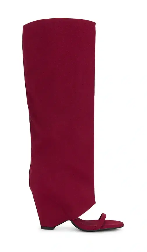 Shroud Boot