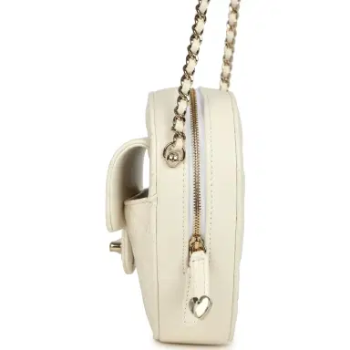 Chanel Chanel CC In Love Large Heart Bag with Chain White Lambskin Light Gold Hardware | Thumbnail 3 Chanel Chanel CC In Love Large Heart Bag with Chain White Lambskin Light Gold Hardware | Thumbnail 3