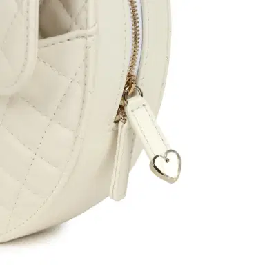 Chanel Chanel CC In Love Large Heart Bag with Chain White Lambskin Light Gold Hardware | Thumbnail 6 Chanel Chanel CC In Love Large Heart Bag with Chain White Lambskin Light Gold Hardware | Thumbnail 6