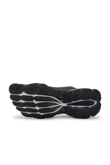 Balenciaga Anatomic Runner Sneaker | Thumbnail 6 Balenciaga Anatomic Runner Sneaker | Thumbnail 6