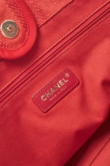 Chanel Chanel Deauville GM Tote Bag | Thumbnail 6 Chanel Chanel Deauville GM Tote Bag | Thumbnail 6