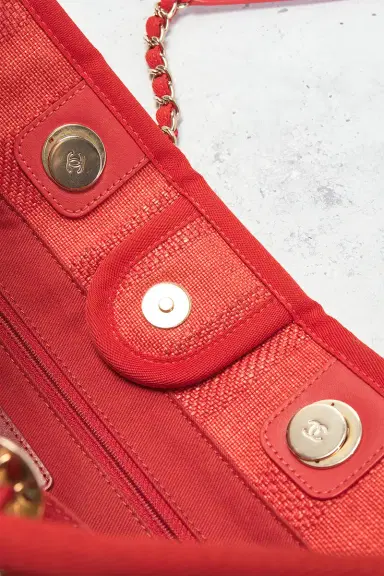 Chanel Chanel Deauville GM Tote Bag | Thumbnail 7 Chanel Chanel Deauville GM Tote Bag | Thumbnail 7
